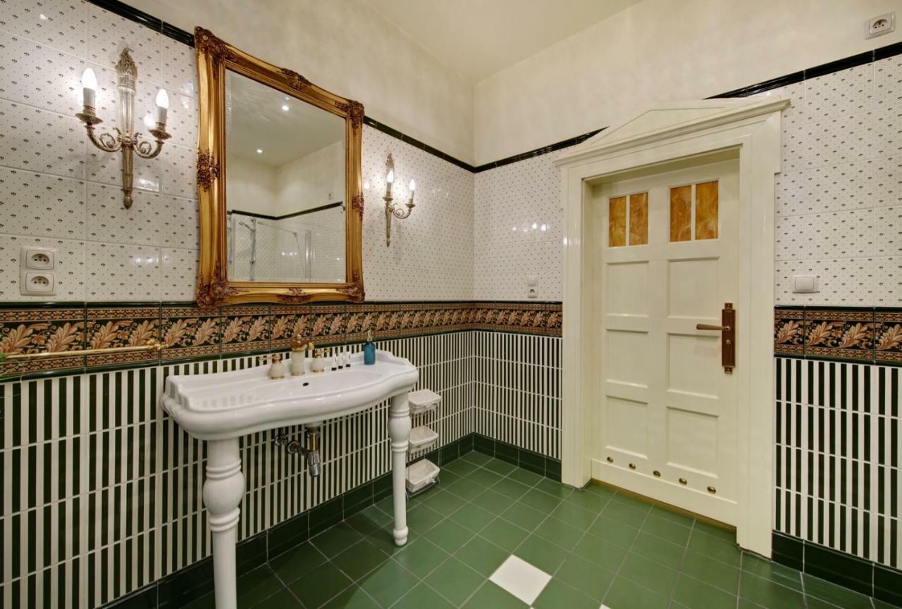 Apartament Krysztalowy Katowice Ngoại thất bức ảnh